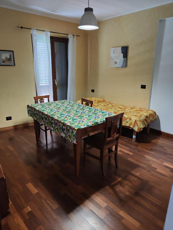Апартаменти La Casa Di Nonna Assunta Мессіна Екстер'єр фото